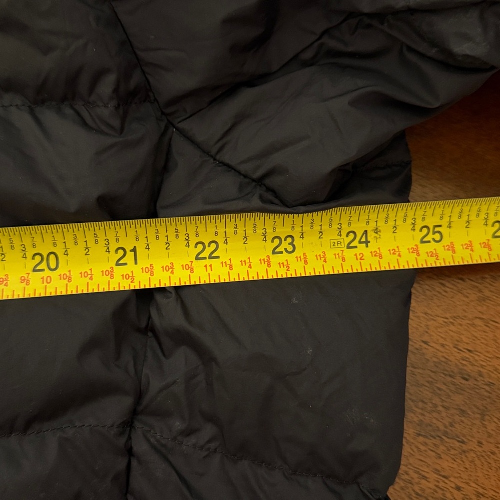 Uniqlo Black Puffer Jacket - Picture 5 of 7